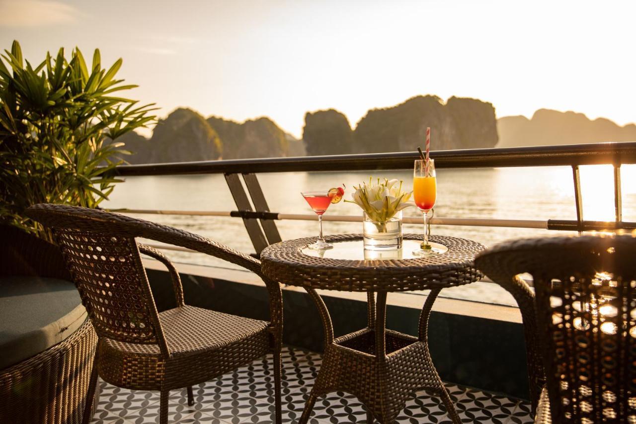 Rosy Cruises Hotel Ha Long Exterior foto